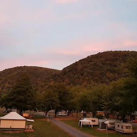 Campsite 19 Personnes